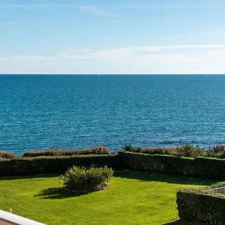 Apartment Les Indes Galantes- 72 - Vue - 6 Pers